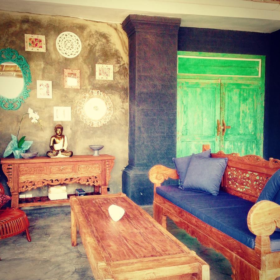 Bed and breakfast The Hideaway Canggu Extérieur photo